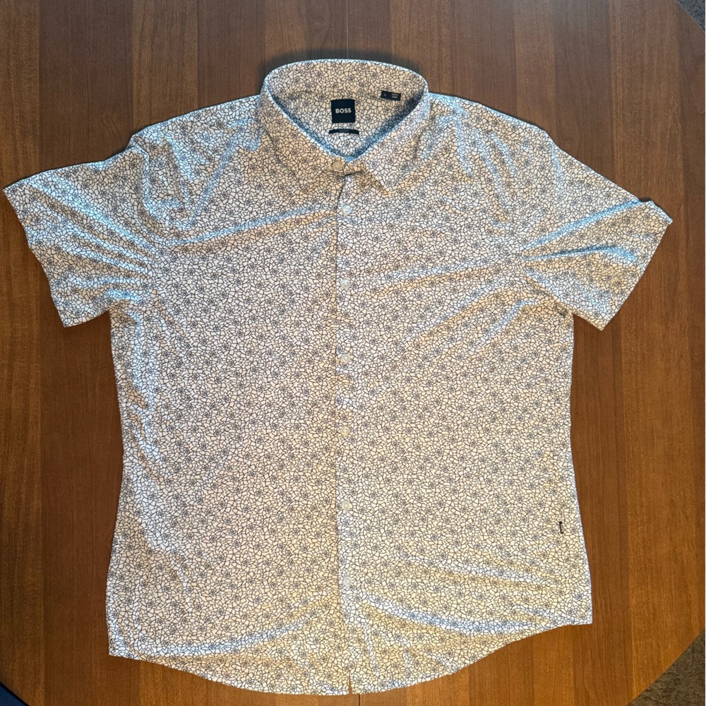 Boss Men's Casual Button Down Shirt - White and Black Pattern